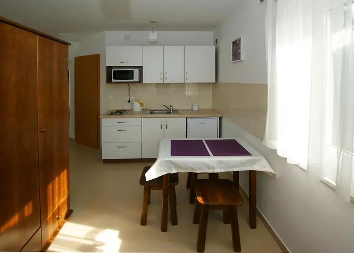 Villa Trio Srima