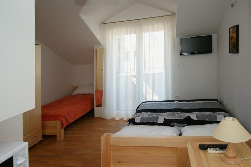 Trio Apartment Srima